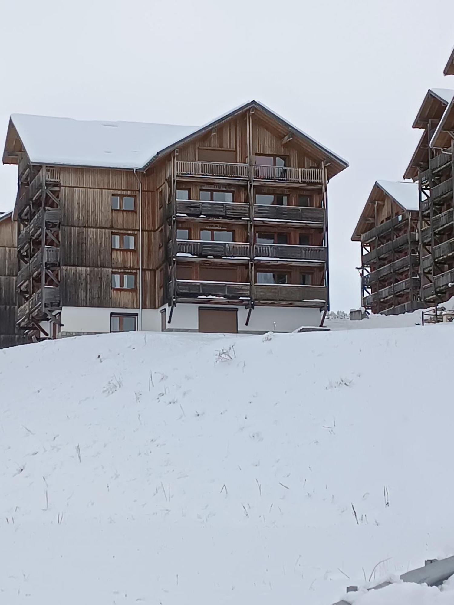 Appartement Cosy Dans Chalet Vue Montagne Le Devoluy Exterior foto